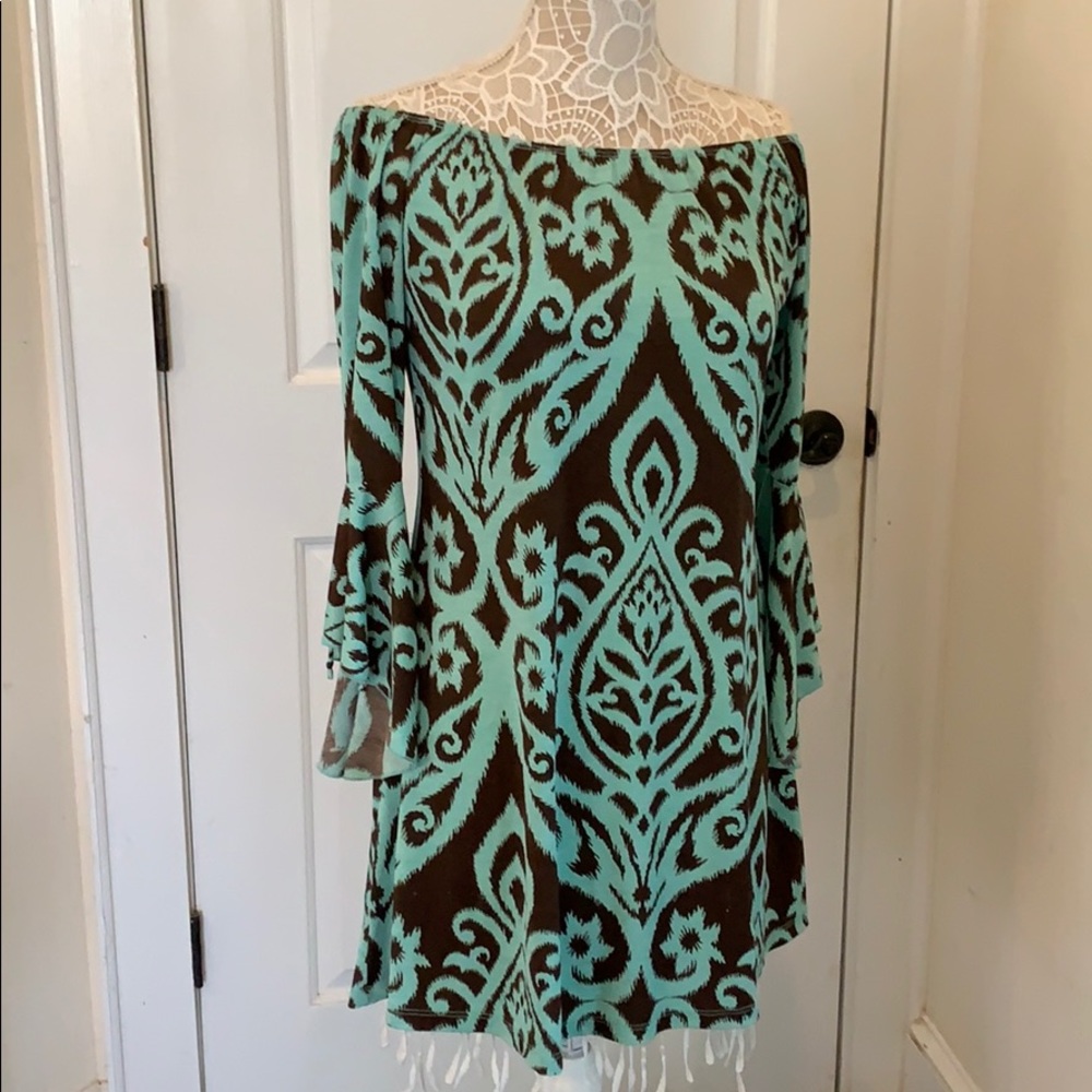 Dress green and brown